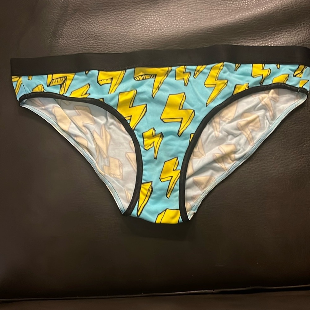 MeUndies Lightening Bolt Bikini Panties Size Small